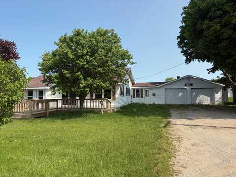 8142 W 32 Road, Harrietta, MI 49638
