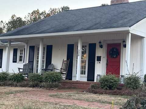 200 Byrnes Avenue, Abbeville, SC 29620