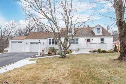 101 Kiel Ave, Kinnelon, NJ 07405