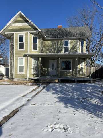 1428 Lakin, Great Bend, KS 67530