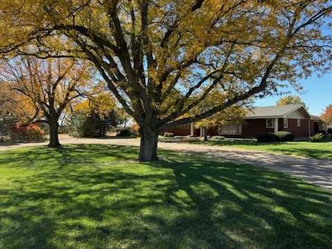 709 S Patton Rd, Great Bend, KS 67530