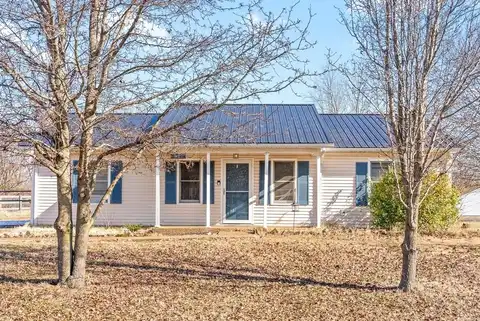 585 Foxfield Road, HOPKINSVILLE, KY 42240