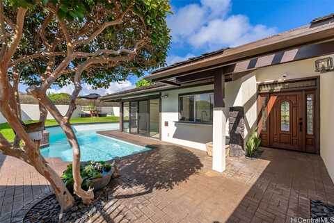 7704 Kalohelani Place, Honolulu, HI 96825