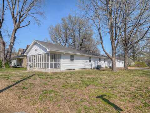 1902 N Joplin Street, Pittsburg, KS 66762