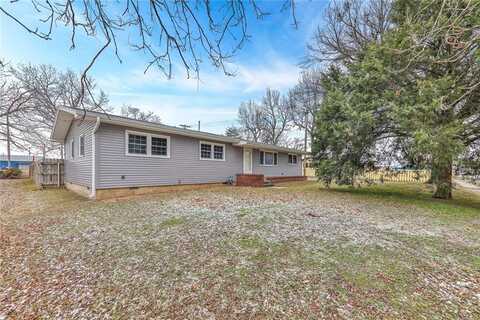 106 N Wood Street, Caney, KS 67333