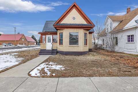 445 Montana, Gooding, ID 83330