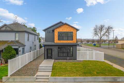 1304 9th Ave, Lewiston, ID 83501