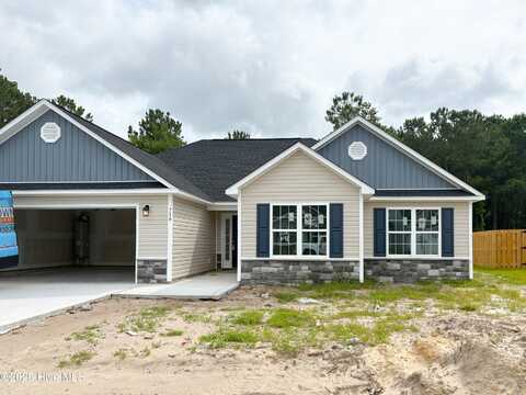 710 Ellabond Street, Sneads Ferry, NC 28460