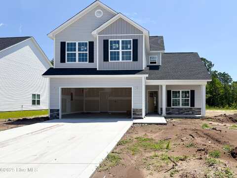 700 Ellabond Street, Sneads Ferry, NC 28460