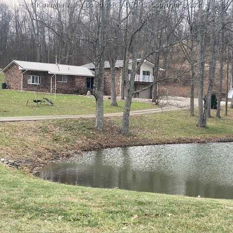 1111 N Poplar Fork Road, Hurricane, WV 25526