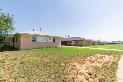 2721 Package Property Street, Lubbock, TX 79403