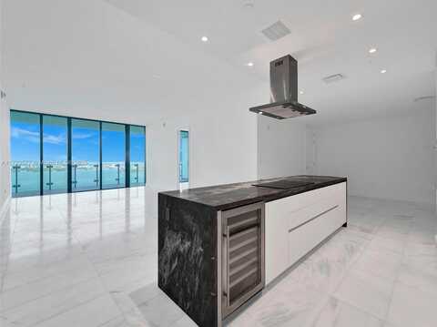 undefined, Miami, FL 33137