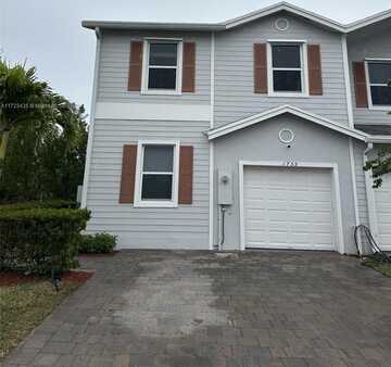 1755 SE 9th Ter, Homestead, FL 33034