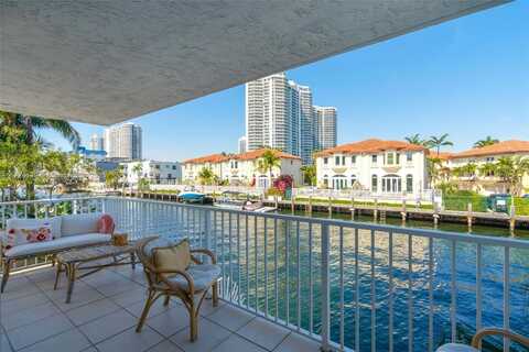 4000 NE 170th St, North Miami Beach, FL 33160