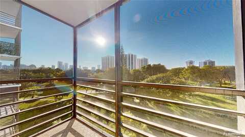 20500 W Country Club Dr, Aventura, FL 33180