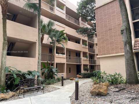 6800 Cypress Rd, Plantation, FL 33317