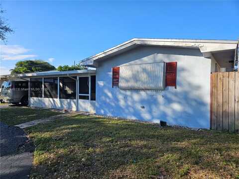 8571 NW 16th St, Pembroke Pines, FL 33024