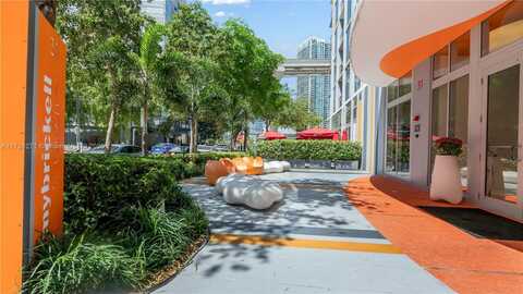 31 SE 6th St, Miami, FL 33131