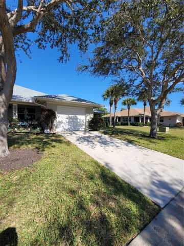 1758 N Dovetail Dr, Fort Pierce, FL 34982