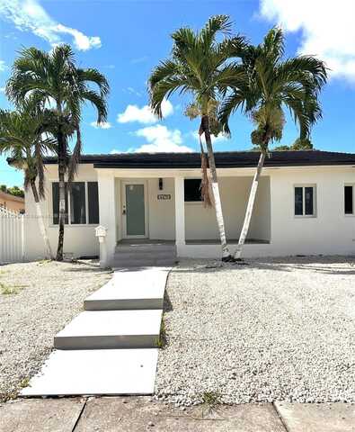 4470 SW 1st St, Miami, FL 33134