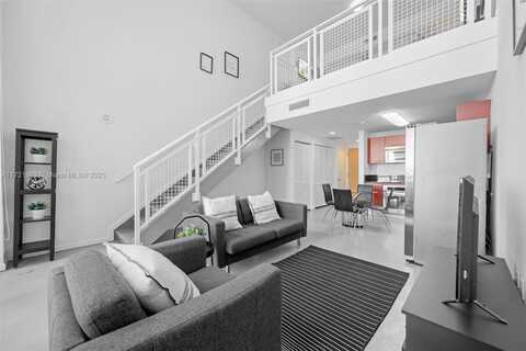 244 Biscayne Blvd, Miami, FL 33132