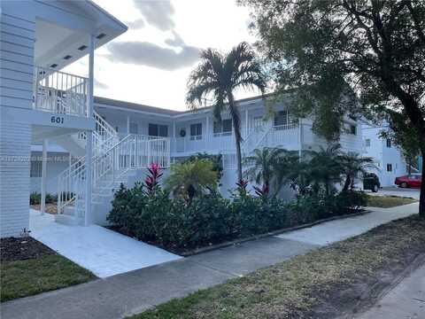 601 S 19th Ave, Hollywood, FL 33020