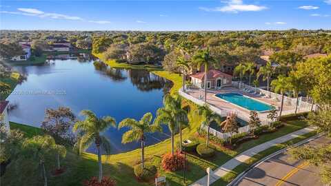 16009 Opal Creek Dr, Weston, FL 33331