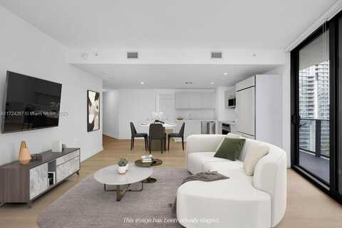 45 SW 9th St, Miami, FL 33130