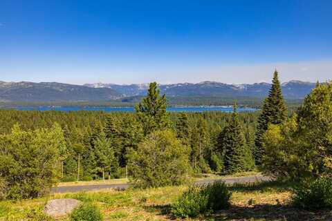 1697 Club Hill Boulevard unit: 4, McCall, ID 83638