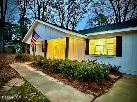 144 Mackey Drive, Madison, MS 39110