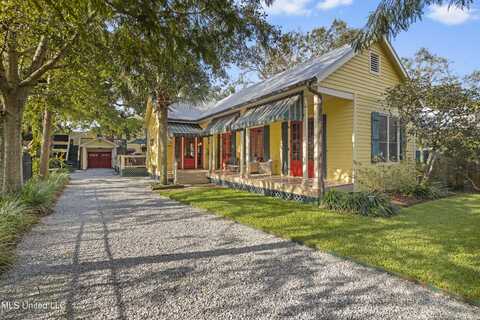 208 Saint Charles Street, Bay Saint Louis, MS 39520