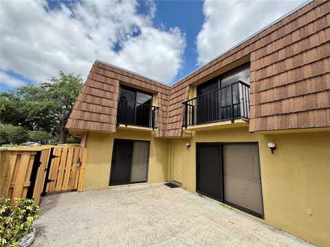 5341 BAMBOO COURT, ORLANDO, FL 32811