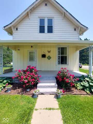 325 S Market Street, Thorntown, IN 46071