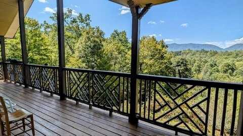 120 Hillside Terrace, ROBBINSVILLE, NC 28771