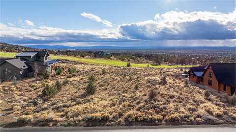 Vaqueros Way, Powell Butte, OR 97753