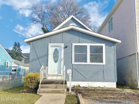 202 Hudson Avenue, North Middletown, NJ 07748