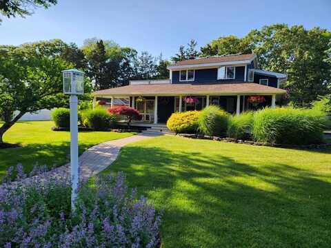 188 Belleview Avenue, Center Moriches, NY 11934