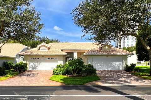 682 Wiggins Bay, NAPLES, FL 34110