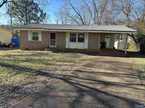 614 Royal Oaks Drive, Huntsville, AL 35811