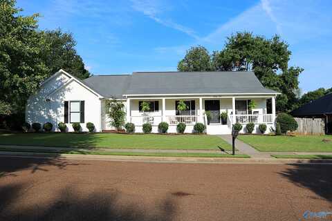 109 Claytor Lane, Madison, AL 35758