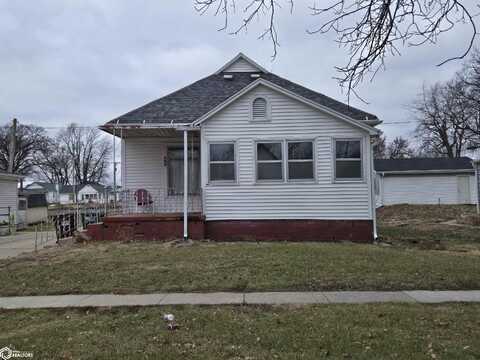 406 N 2nd Street, Knoxville, IA 50138