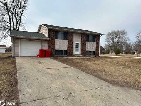 720 1st Street NE, Hampton, IA 50441