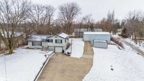 2609 Ridge Road, Marshalltown, IA 50158