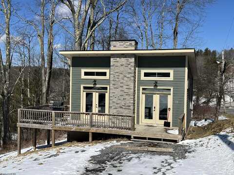 32 Fulton Lane, Thomas, WV 26292