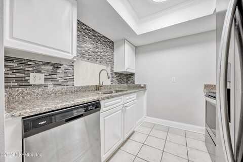 3929 MISSION Drive, Jacksonville, FL 32217