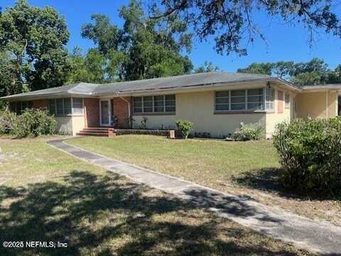 2021 CRILL Avenue, Palatka, FL 32177