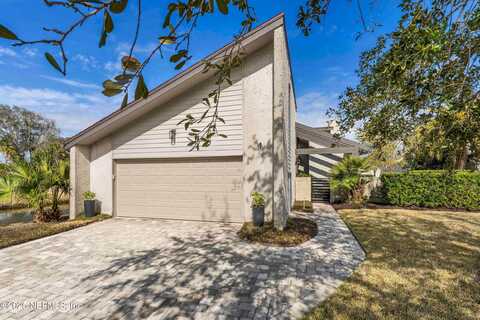 1 LAKE JULIA Drive S, Ponte Vedra Beach, FL 32082