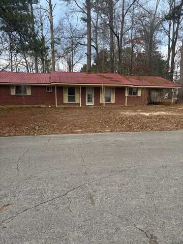 228 Woodland Cr., Houston, MS 38851