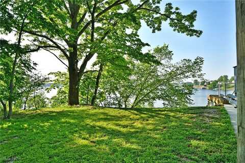 Headland Avenue, Milton, OH 44429