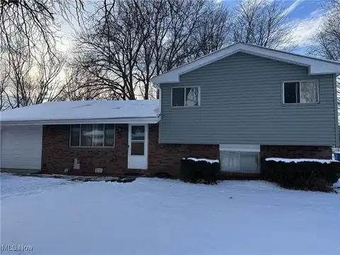 5700 Lear Nagle Road, North Ridgeville, OH 44039